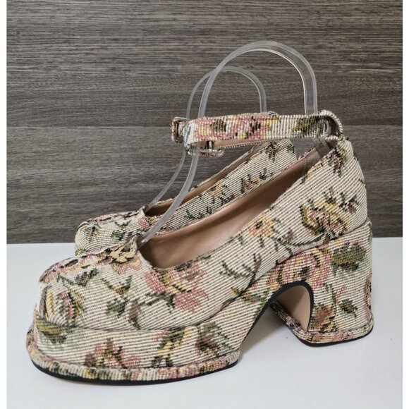 Peche Tezza Womens Chunky Mary Jane Heels Size 6.5 US Floral Tapestry